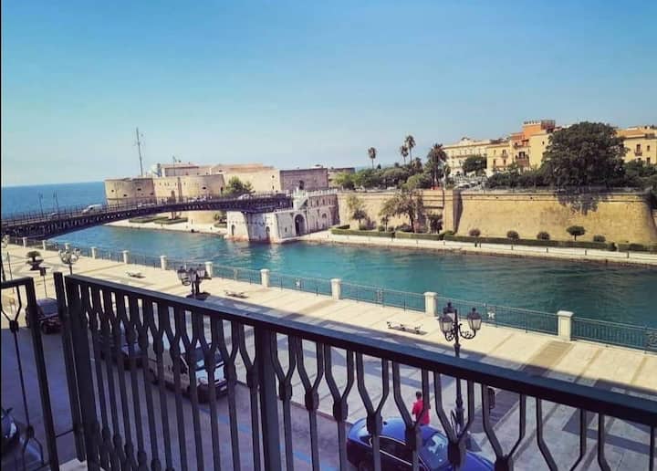 B&b Situato Vista Mare, Di Fronte Al Ponte - Pulsano