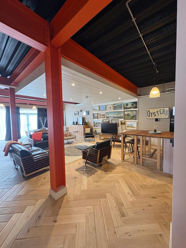 3 Bedroom Beachfront Apt With Parking - Harlyn Bay - Cornouailles