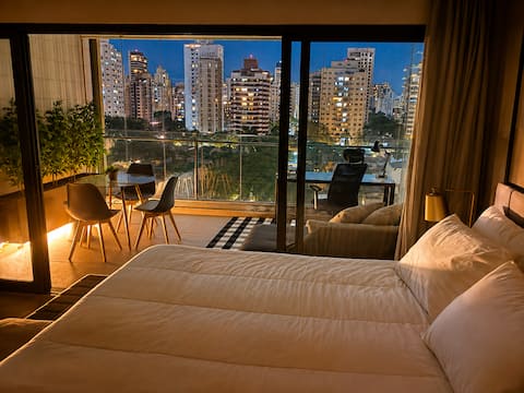 Top performing Airbnb: Luxury Studio Forma Itaim Bibi Unique View 8th in Itaim Bibi