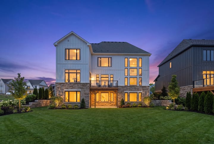 Velora Vantage | Luxury 5 Br Retreat * 5 Ensuites - Horseshoe Valley, ON
