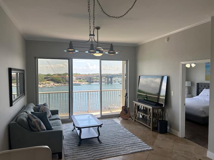 Penthouse Island Escape - Fort Walton Beach, FL
