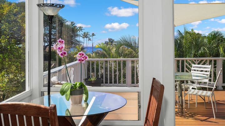 Brennecke Beach Bungalow By Parrish I Steps To - Kauai, HI