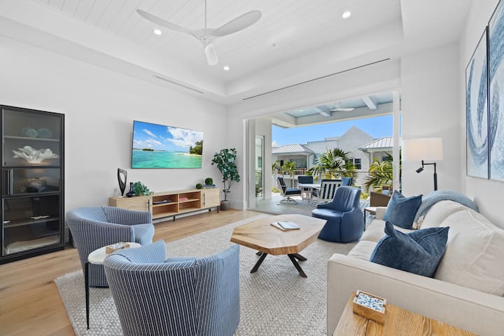 Luxury Naples Condo | Steps To 5th Ave & Gulf - Naples, FL