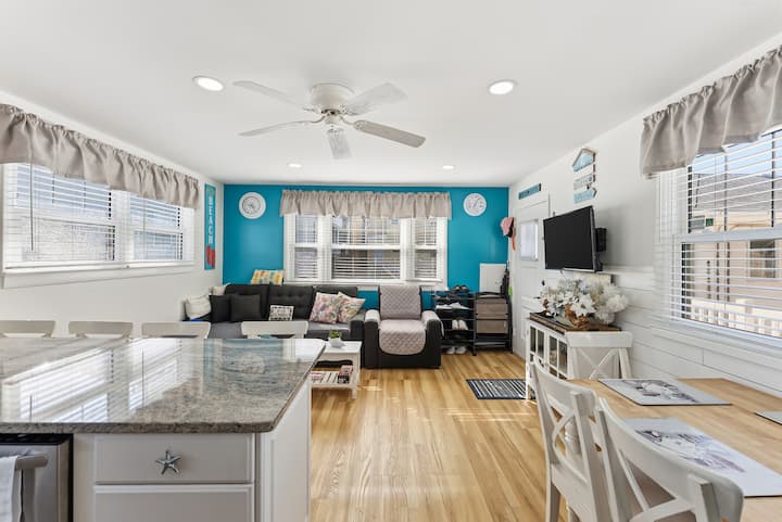 Beachside 2br Condo In Wildwood Crest With Parking - Wildwood Crest, NJ