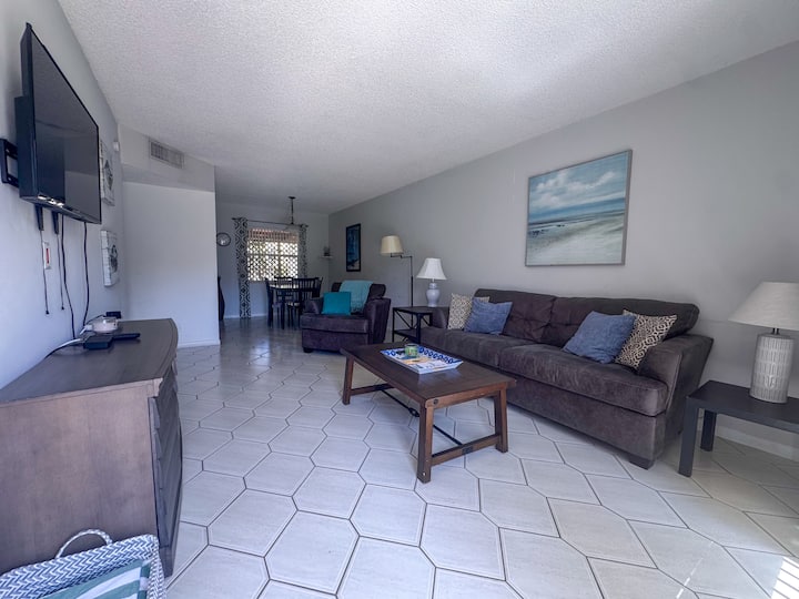 Floranada 2br Getaway In Pompano Beach - Pompano Beach, FL