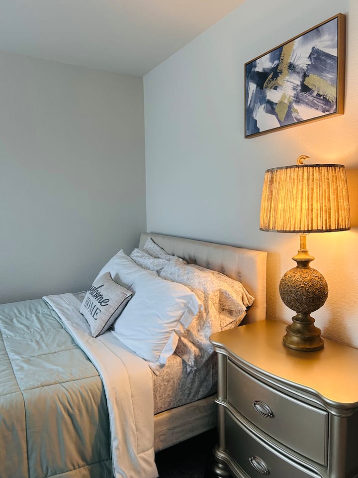 Nb Home (Keyless) - Denton, TX