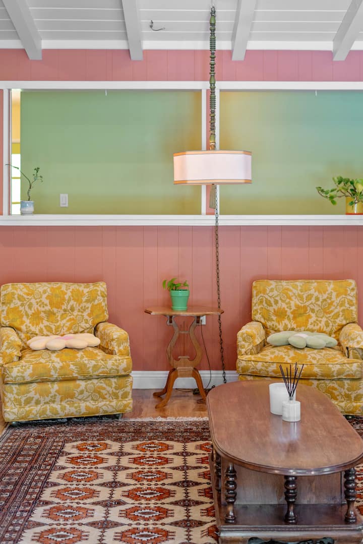 Sherman Oaks 4br Pool Home | Colby & Conrad - Los Angeles, CA