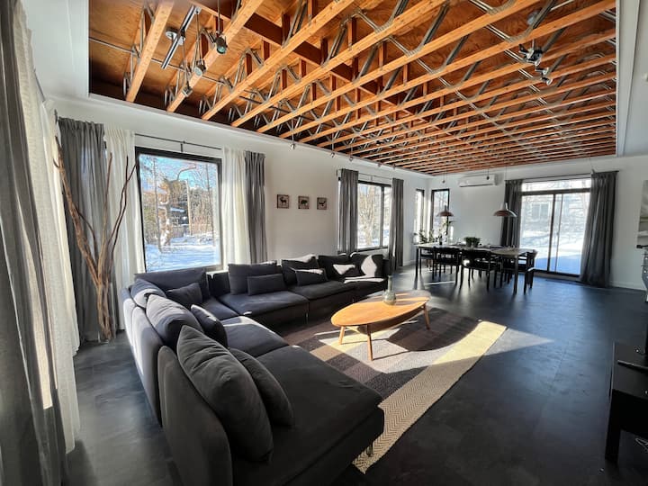 Maison Spacieuse 3 éTages En Face Du Rem - モントリオール