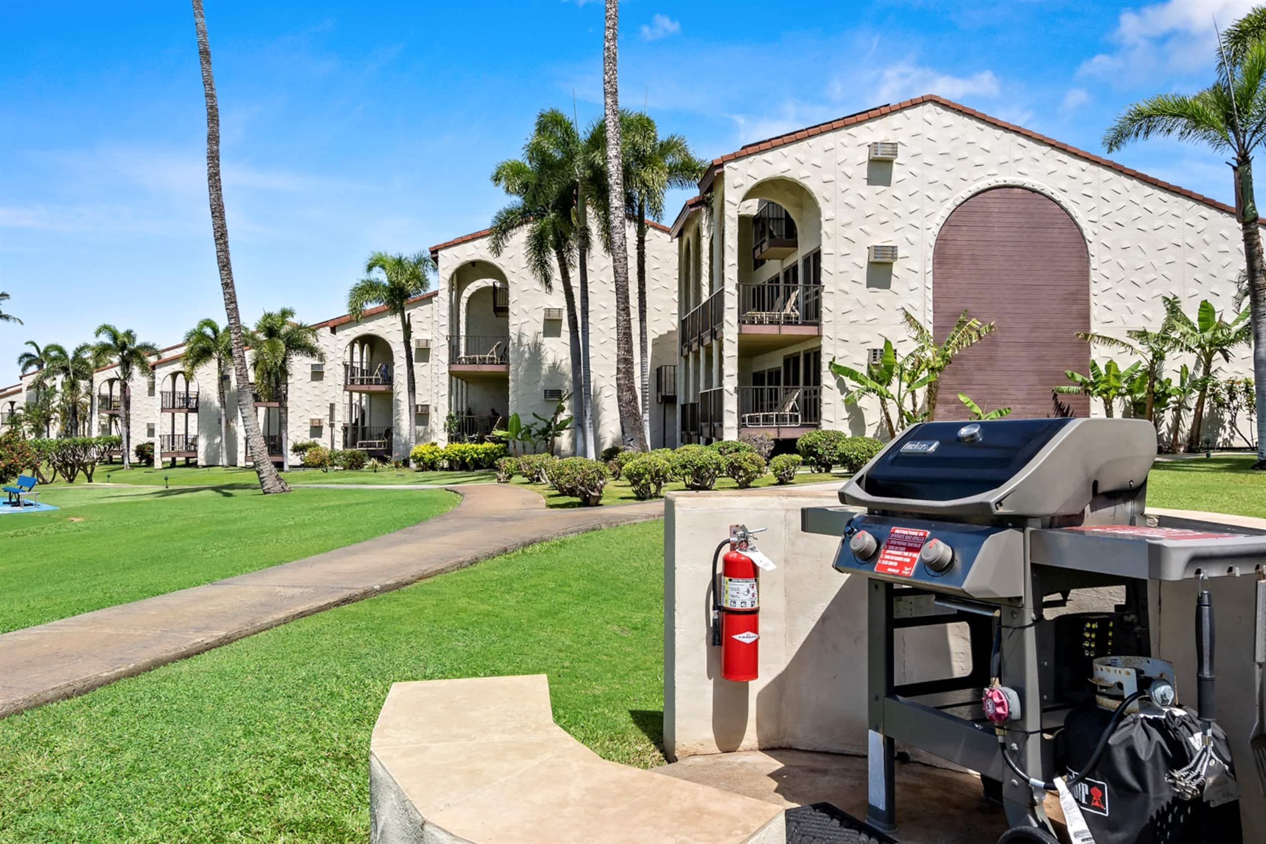 Maui Hill 2BR | Ocean View, Pool & King Beds - Image 25