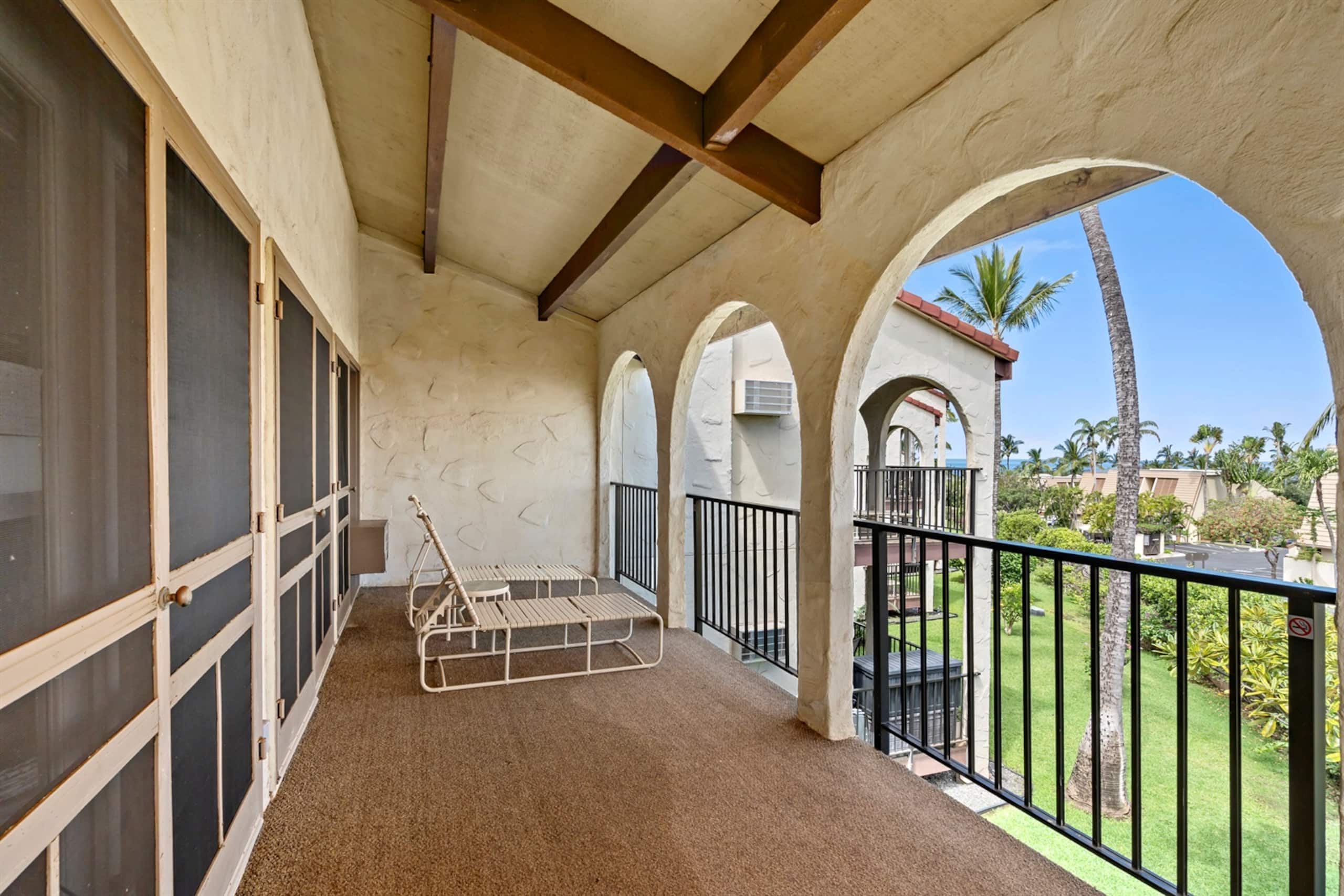 Maui Hill 2BR | Ocean View, Pool & King Beds - Image 13