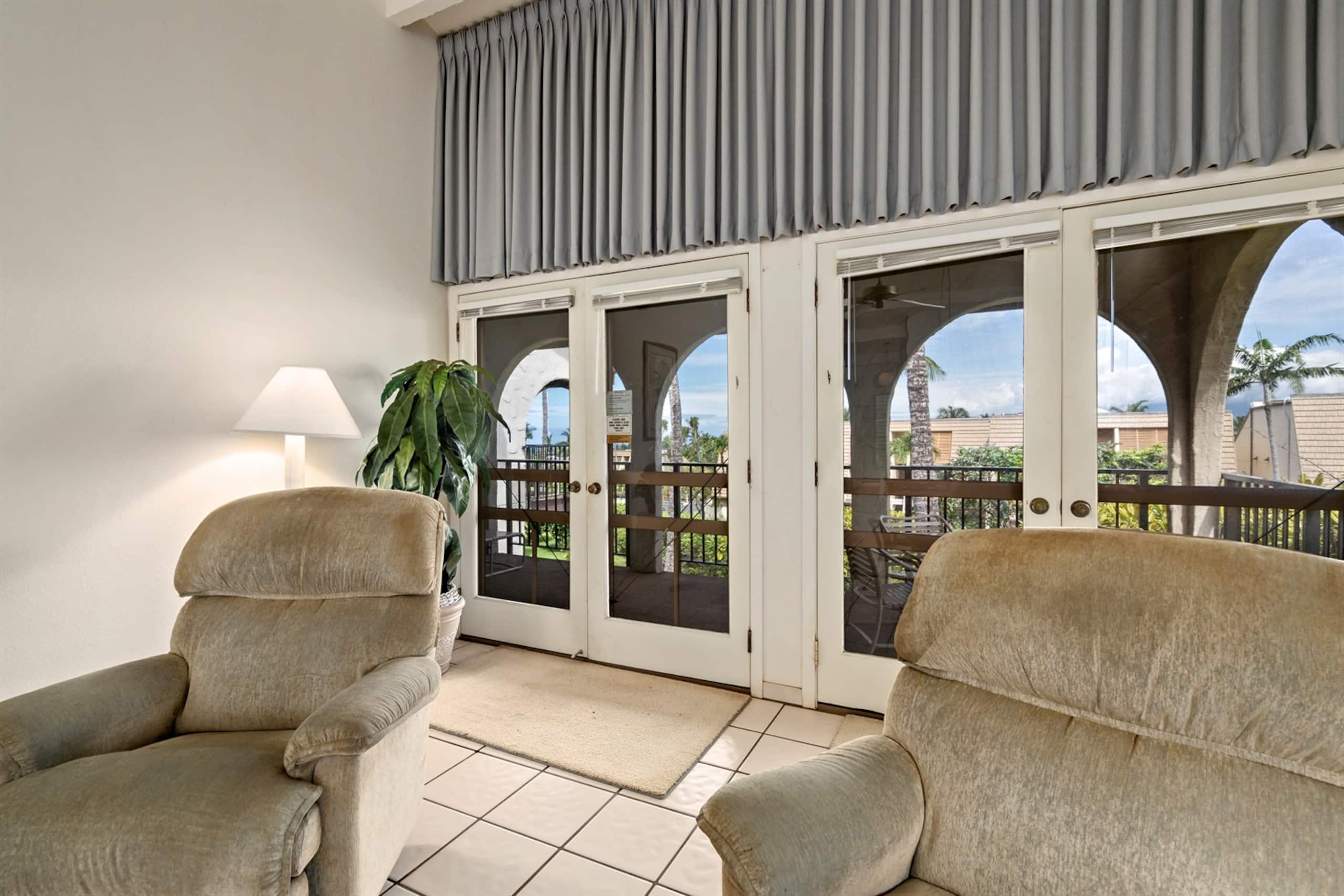 Maui Hill 2BR | Ocean View, Pool & King Beds - Image 8
