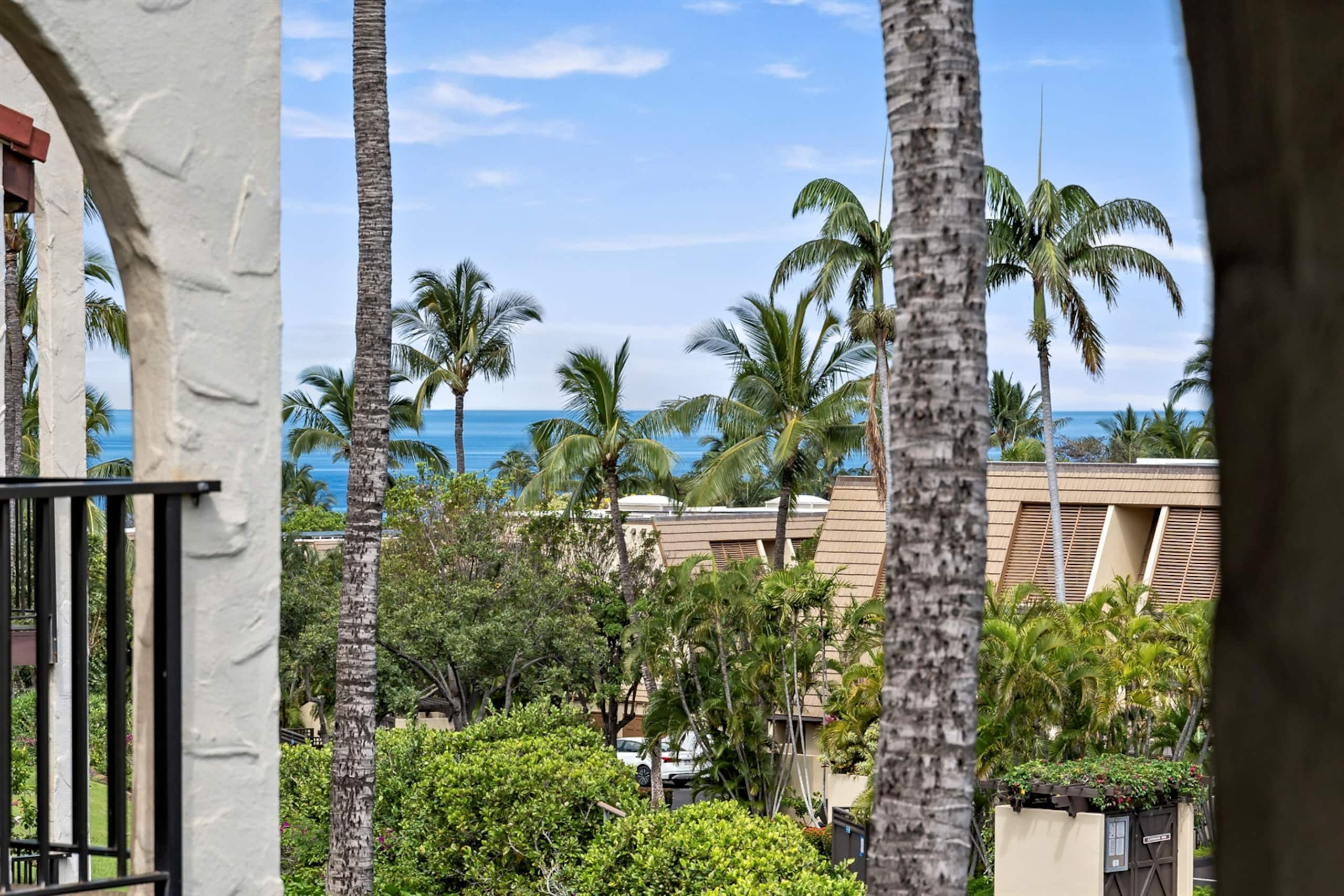 Maui Hill 2BR | Ocean View, Pool & King Beds - Image 1