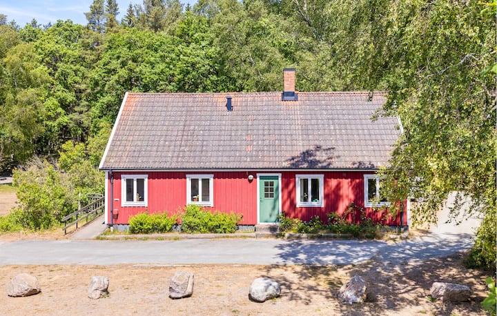 2 Bedroom Lovely Home In Sjöbo - Sjöbo