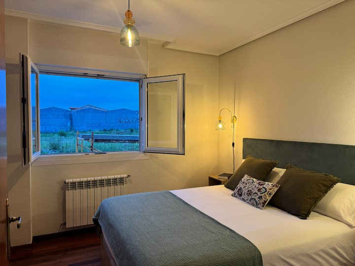 Villa Maruca| Sea & Pool Garden Retreat - Santander, Spain