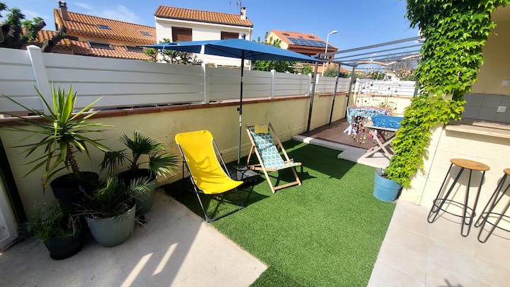 Maisonnette En Duplex à Moins De 100m De La Plage - Vias