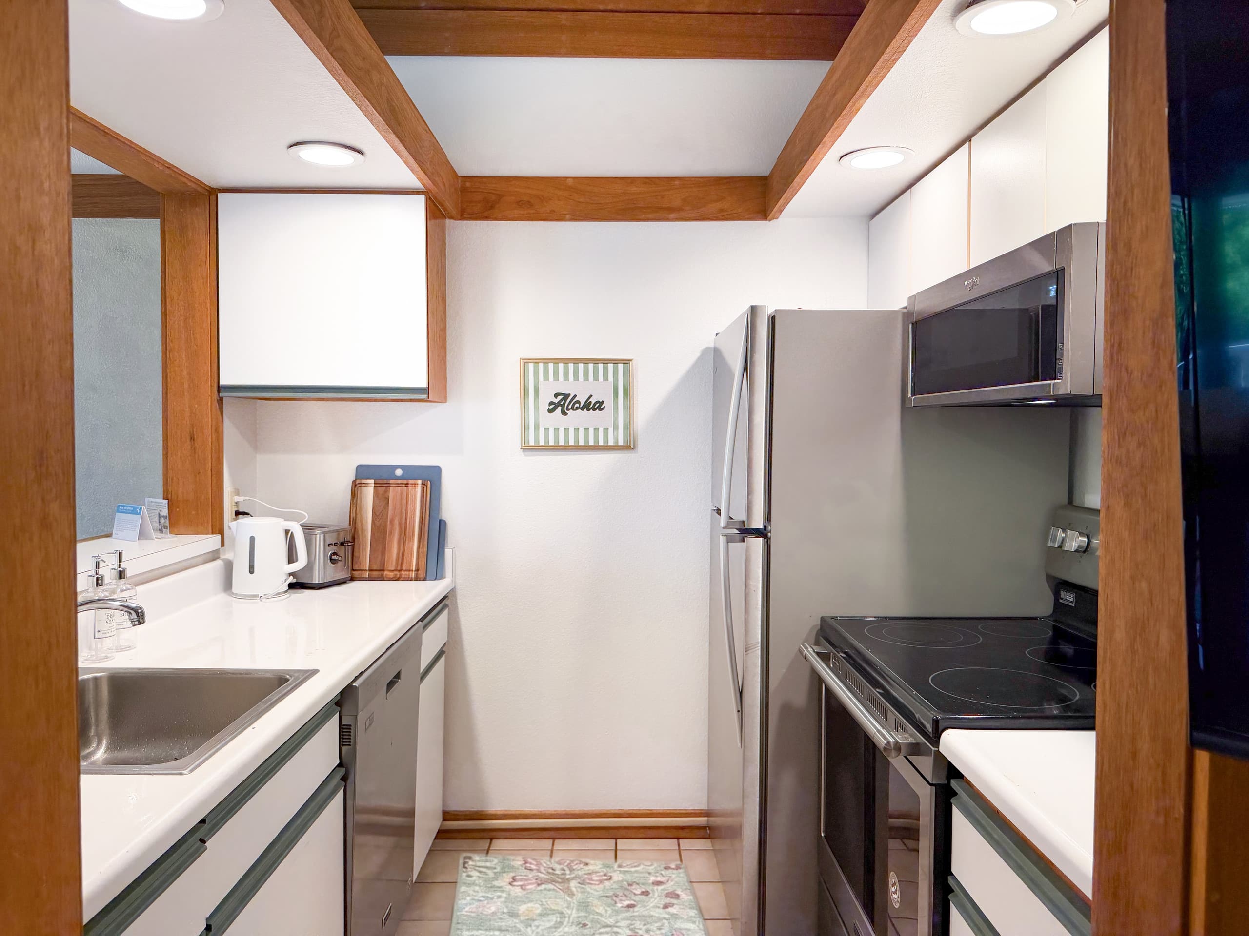 Home in Koloa · ★5.0 · 1 bedroom · 3 beds · 1 bath - Image 5