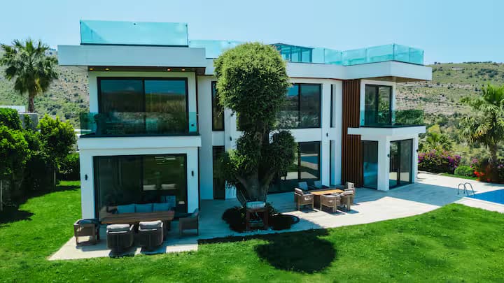 Serenita Pvt Pool, Hamam, Sauna Sea View 6br Villa - Torba