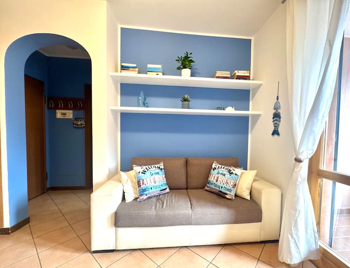 Azzurra Charming Apartment Walk To Lake - Colico