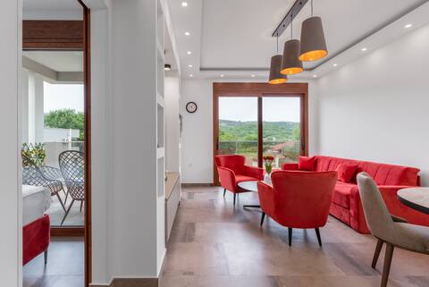 Popular Airbnb listing: Sara-Mia-Mare Apartment 2 in Đuraševići