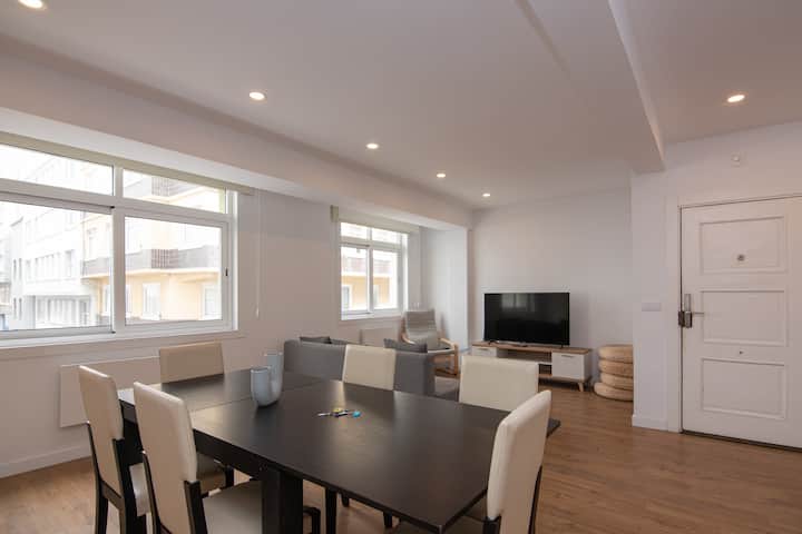 Spacious And Comfortable Apartment In A Coruña - La Coruña
