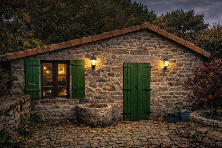Cottage Dans Une Ancienne Boulangerie En Dordogne - Nontron