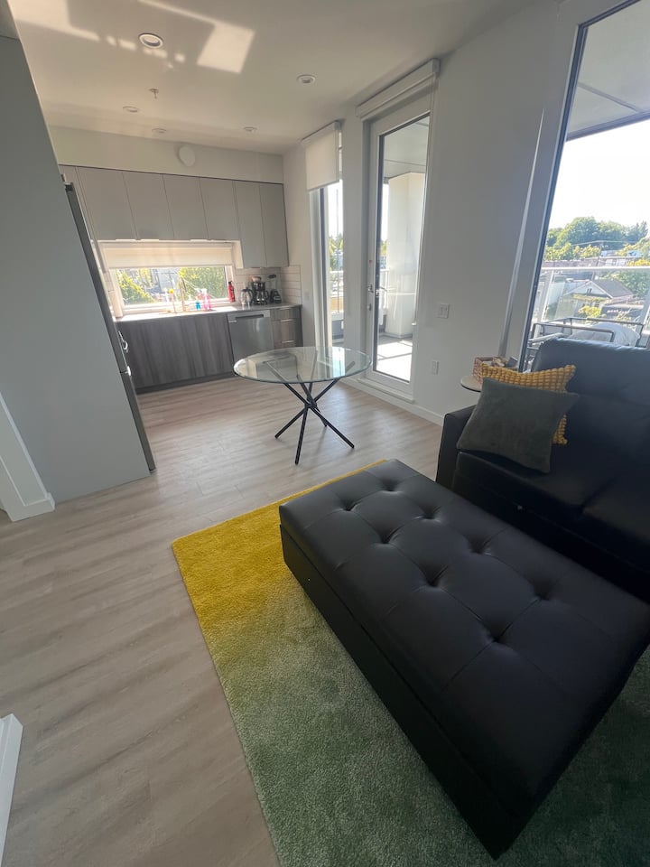 New 1br + Full Sofa Bed | Commercial Drive Gem - Vancouver