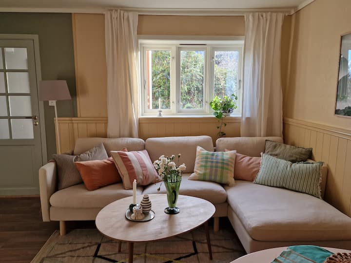Cozy Apartment In Bergen With Free Parking - ベルゲン