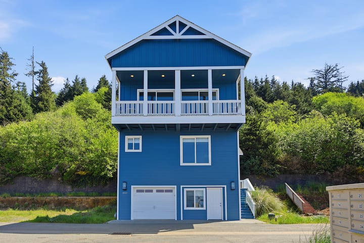 Blue Horizon House - Gold Beach, OR