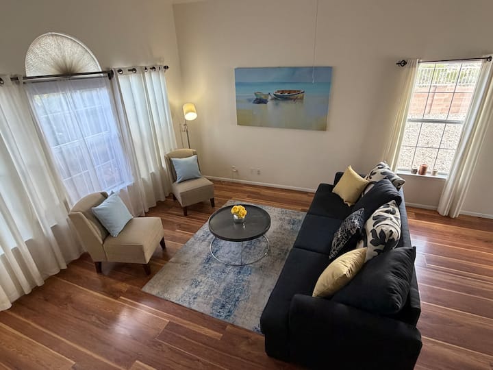 4 Bed Desert Beach House With View Pool & Hot Tub! - Rio Rancho, NM