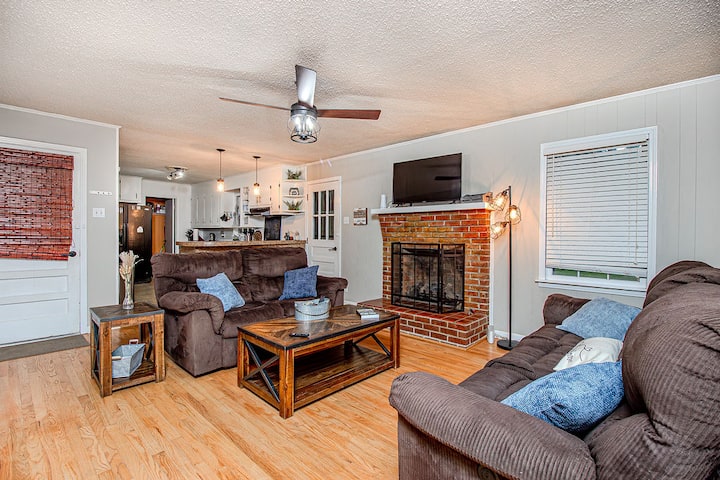 Pet Friendly 3br Near Hospital - Jackson, TN