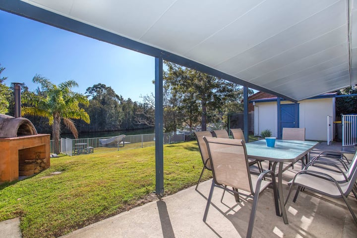 Waterfront Wonder At Lake Conjola - Lake Conjola