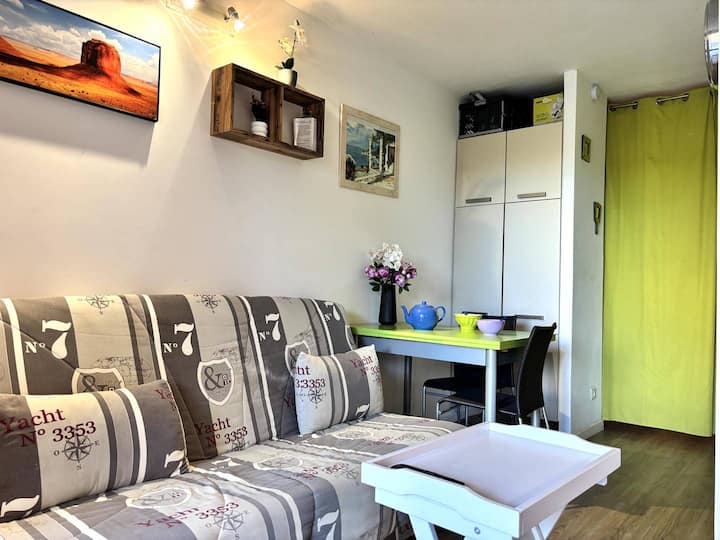 Appartement 2 Pièce Coin Nuit Avec Jardinet - Jusq - La Londe-les-Maures