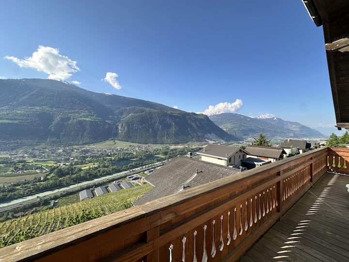 Open Sky Retreat Panoramic Alpine Views 6 Sleeps - Sierre