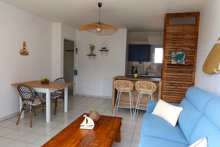Appartement 2 Personnes Sur Le Port De Lesconil. - Loctudy