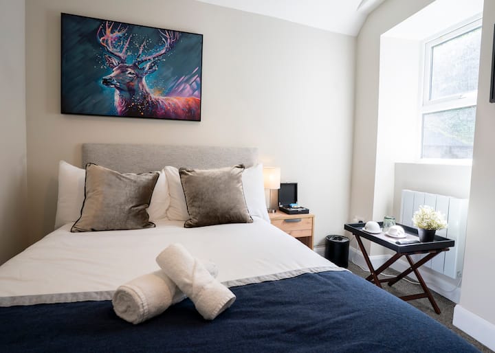 Self Check In Double Bedroom Cloyne Co Cork - Midleton