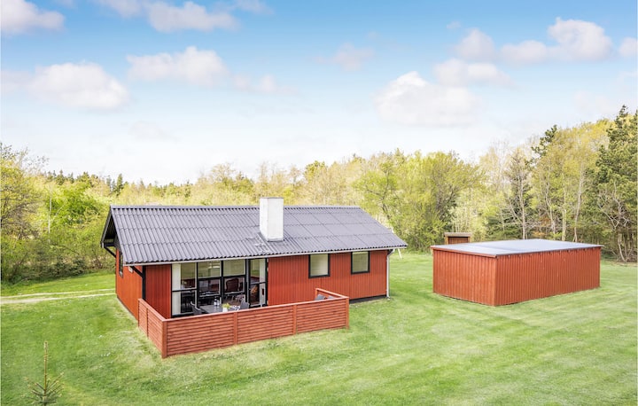 3 Bedroom Cozy Home In Blåvand - Blåvand