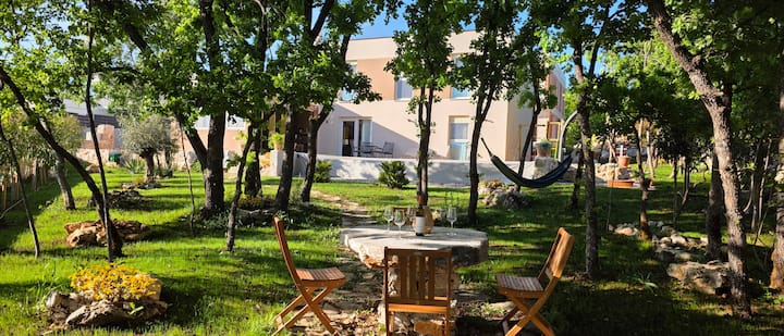 Vila ĐArdin - Imotski