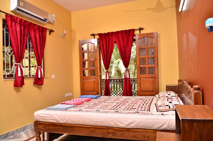 Bedroom 1 image 1