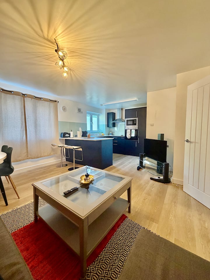 Quiet 2-bedroom Apartment In Surrey Quays - Greenwich