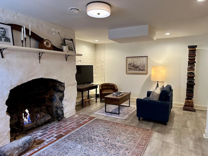 Historic Hideaway | 1790s Mansion Apt In Old Towne - Fort Lee, VA