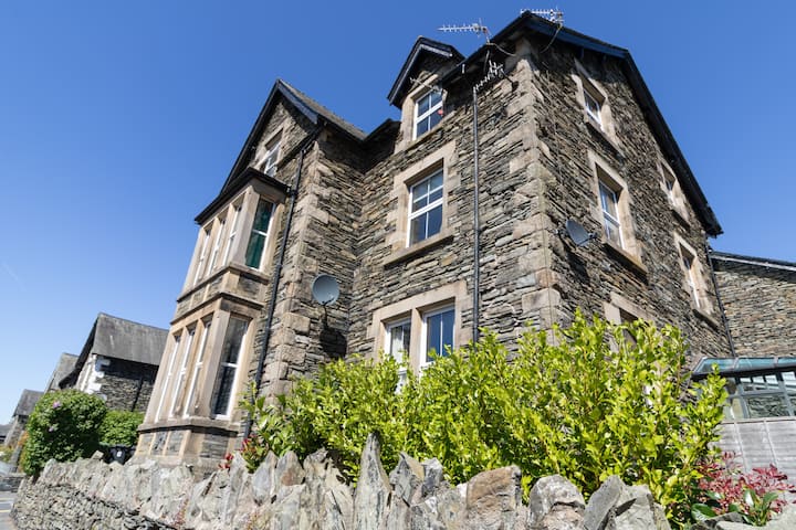 Orrest Head Apartment, Spacious, Windermere Centre - Windermere