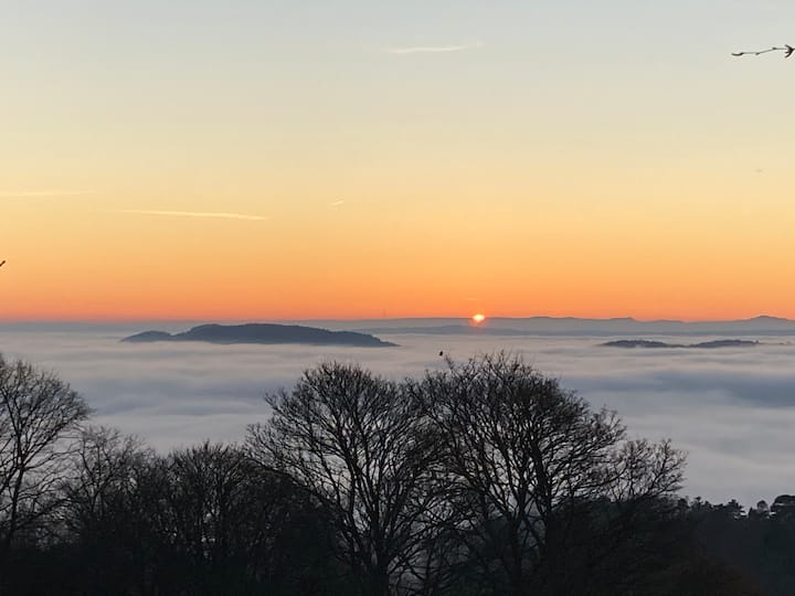 Town House Overlooking Worcestershire Plains - Upton upon Severn