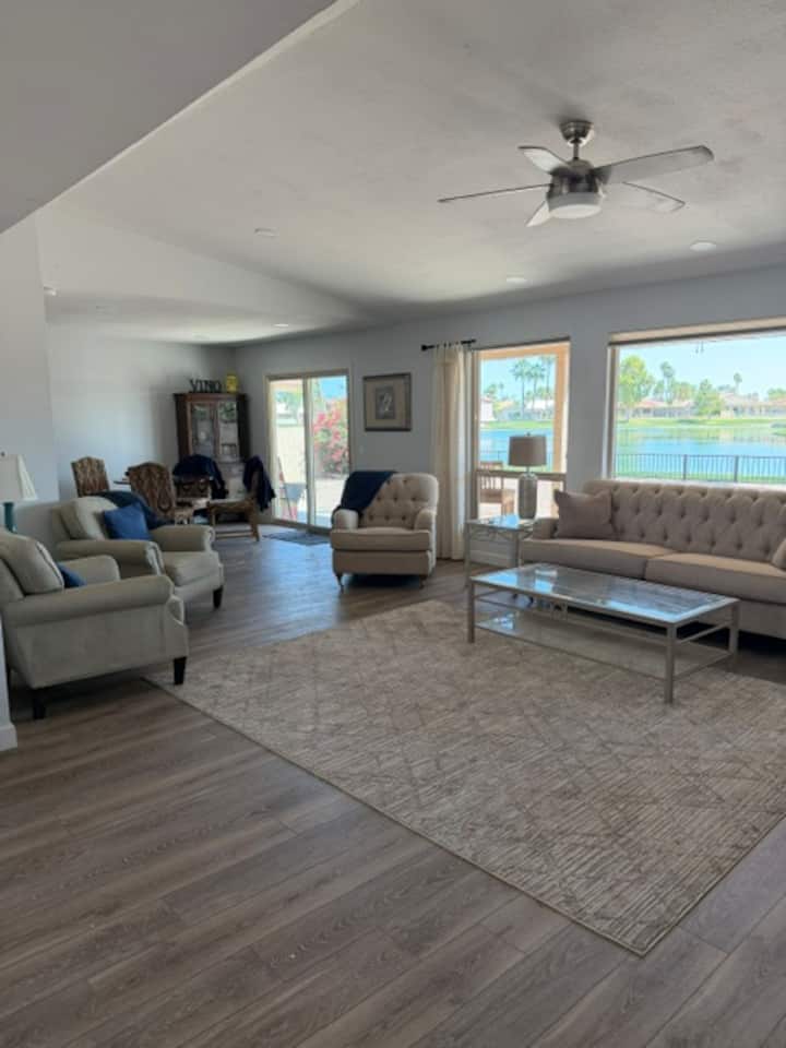 Serene Lakefront In Adult Resort Community - Chandler, AZ
