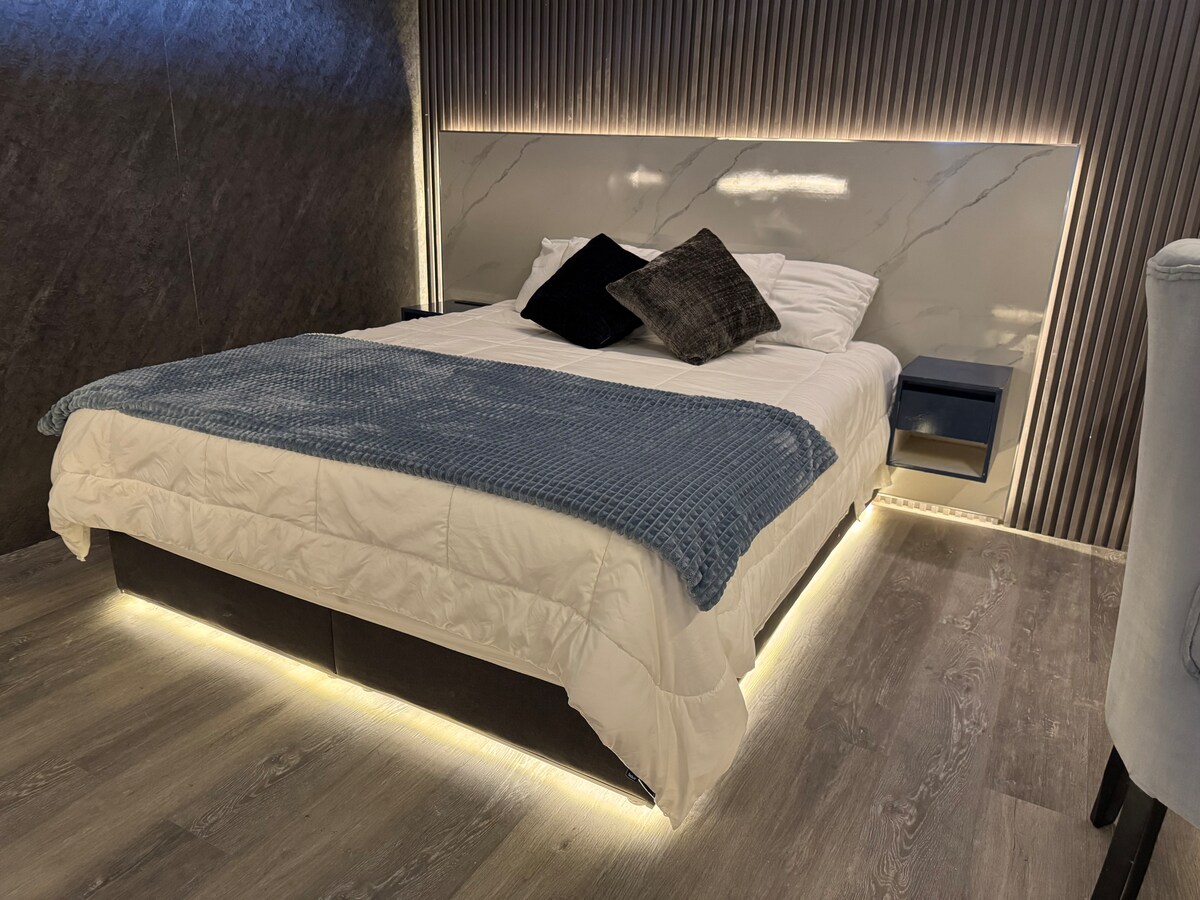 Apartment 6 photo 3