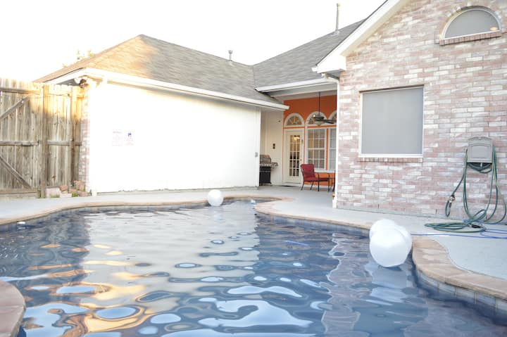 Rhodes Resort Mesquite Oasis - Mesquite, TX