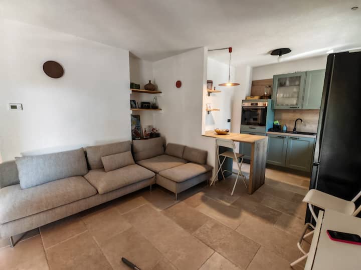 House Rudnik In Silent Village, Island
Krk - Punat