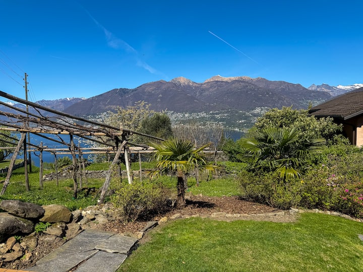 Holiday Home With Grill & Garden · Lake Maggiore - Vira