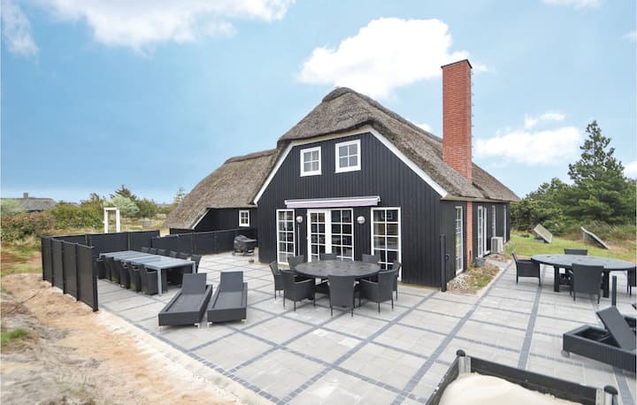 Beautiful Home In Blåvand With Sauna - Blåvand