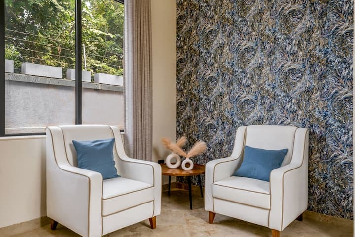 Living room image 1
