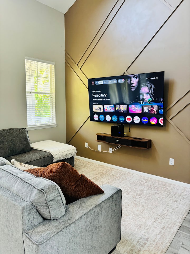 The Cozy Loft Stay— In Suwanee! - Duluth, GA